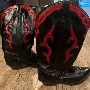 Vintage Dingo Red and Black Cowboy Boots- size 6